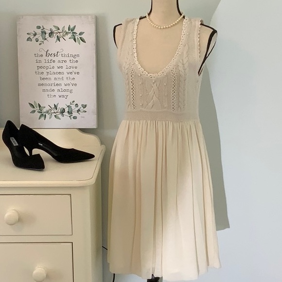 Cynthia Steffe dress. Angora knit top with silk crepe skirt. - Picture 3 of 4